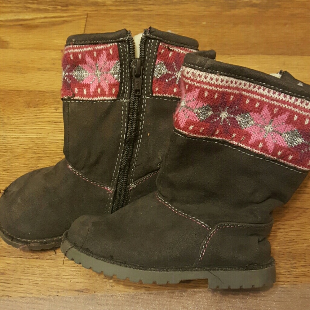 Girls lined boots